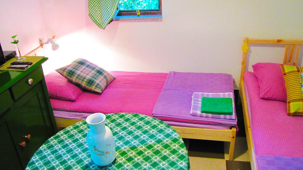Room Galina Duga Resa Buitenkant foto